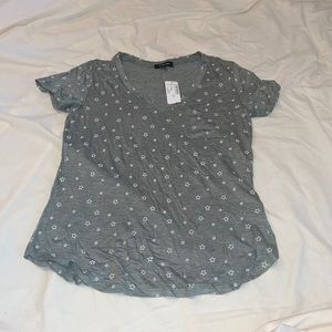 Star printed tee size small